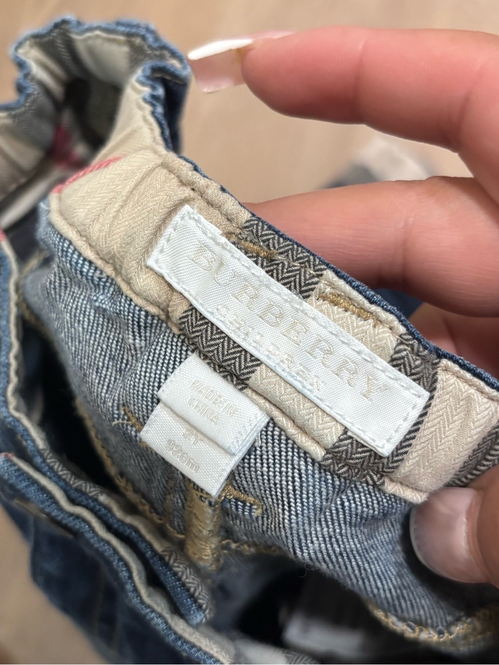 Boys Burberry Cuff Print Jeans  2Y - Picture 3 of 3